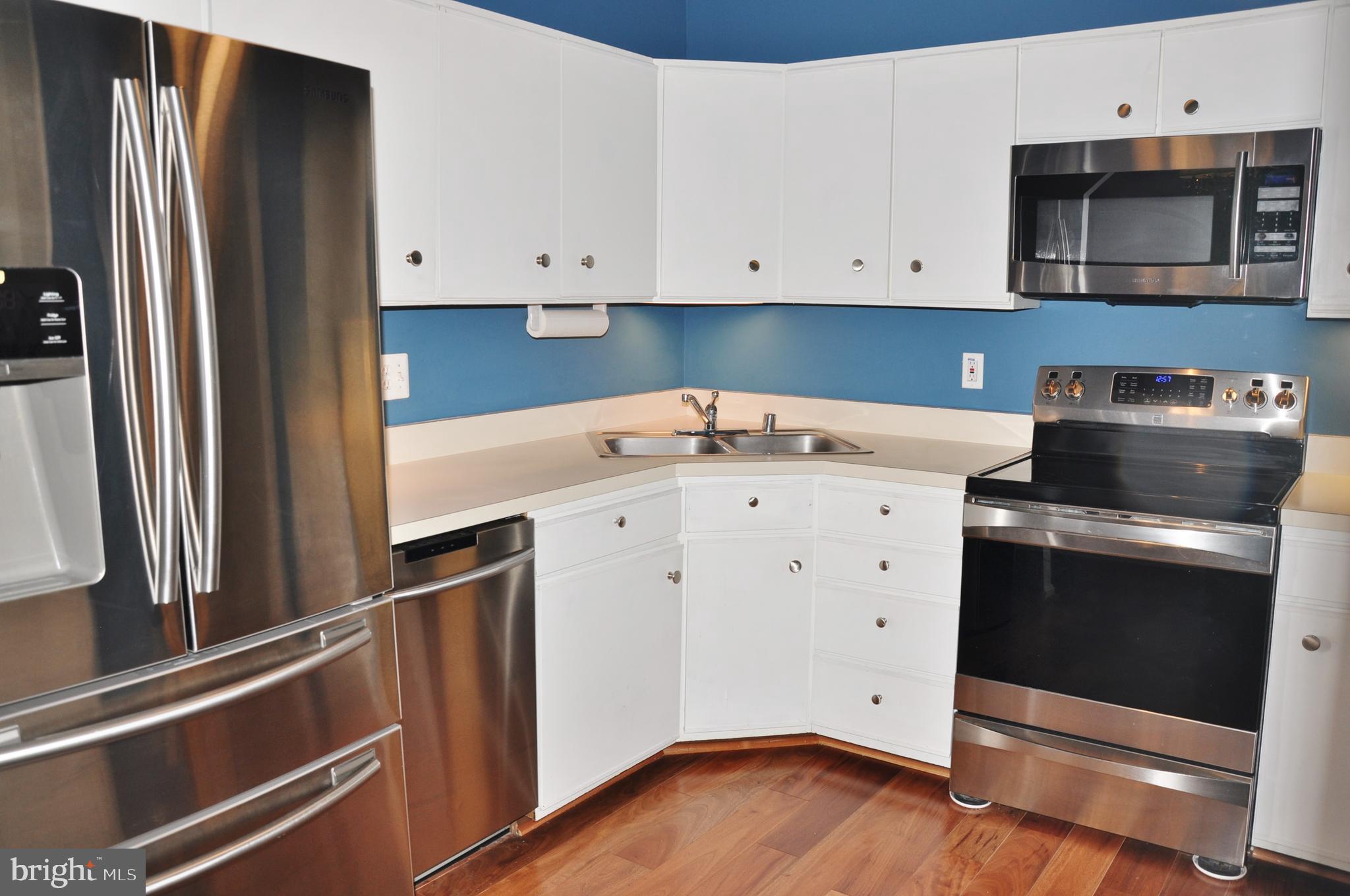 RAINFLOWER/LOVETON - Residential