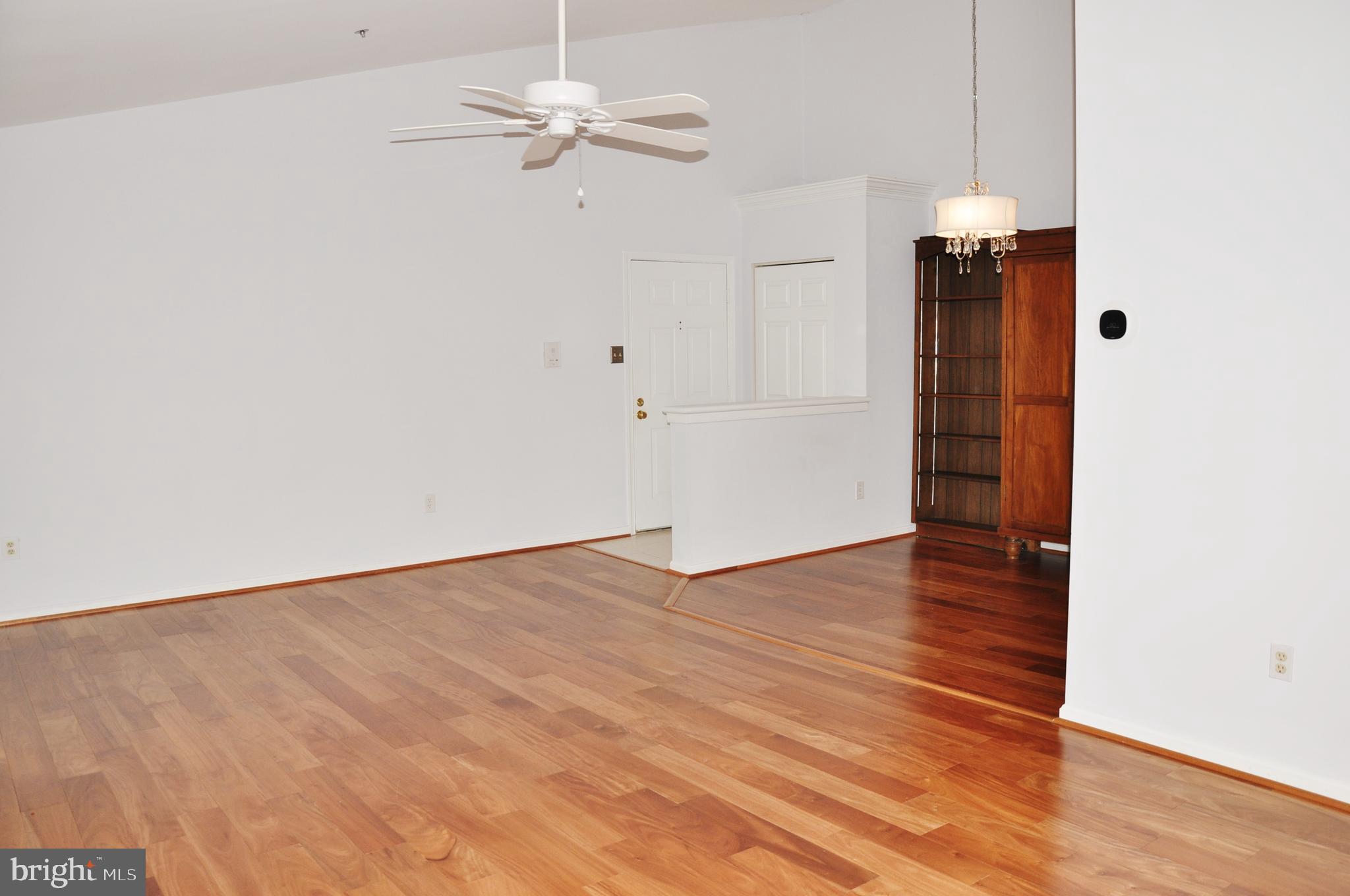 RAINFLOWER/LOVETON - Residential