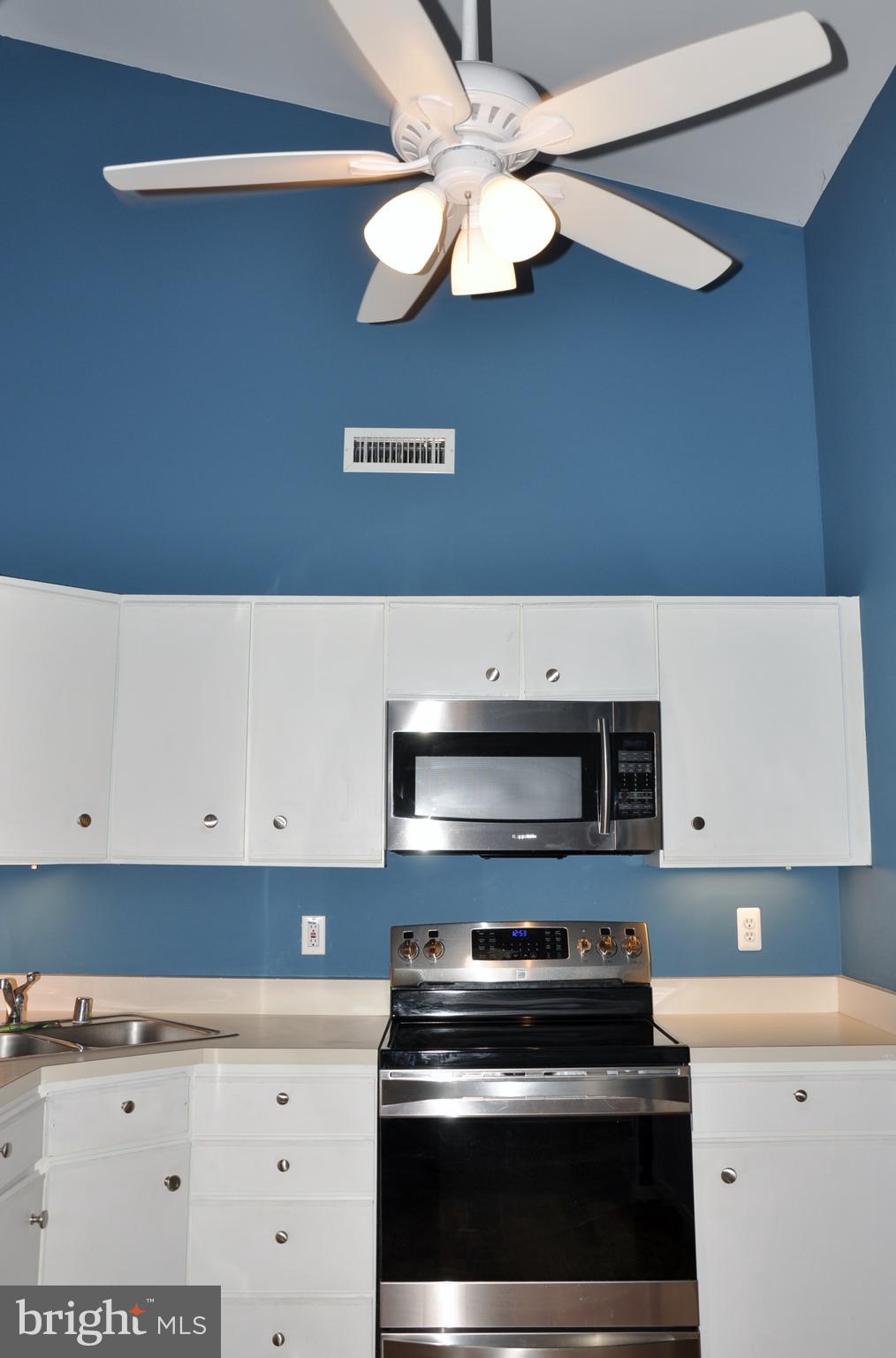 RAINFLOWER/LOVETON - Residential