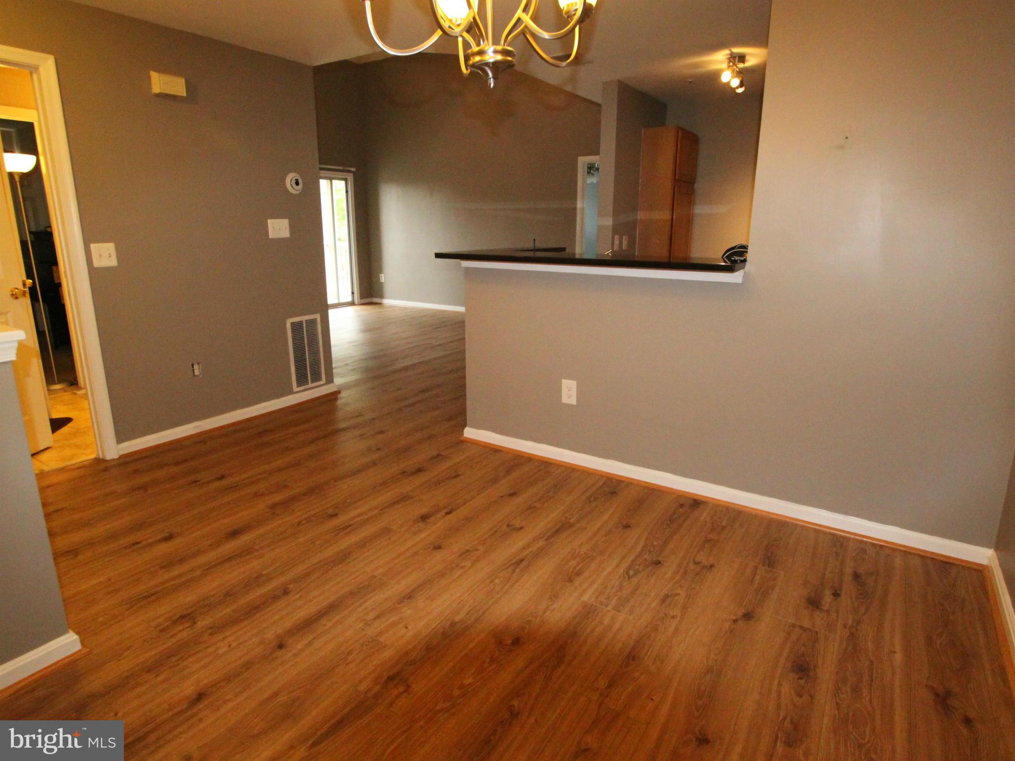 SUMMERHOUSE CONDO - Residential