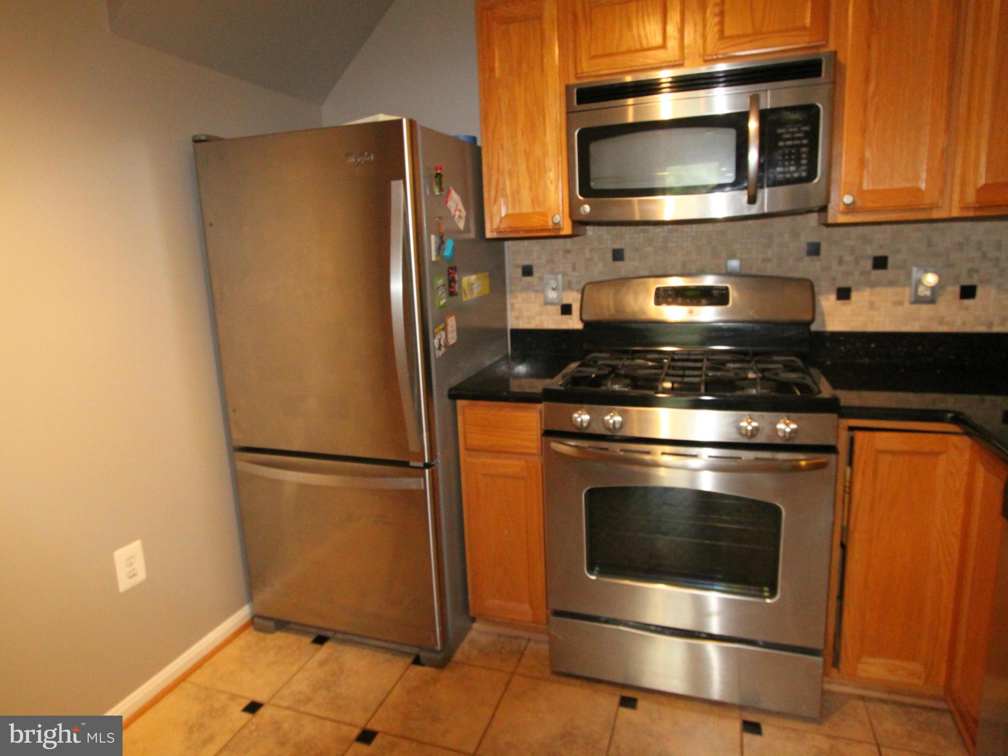 SUMMERHOUSE CONDO - Residential