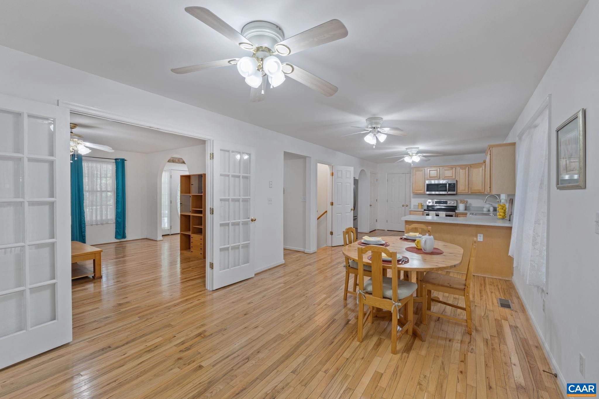 LAKE MONTICELLO - Residential