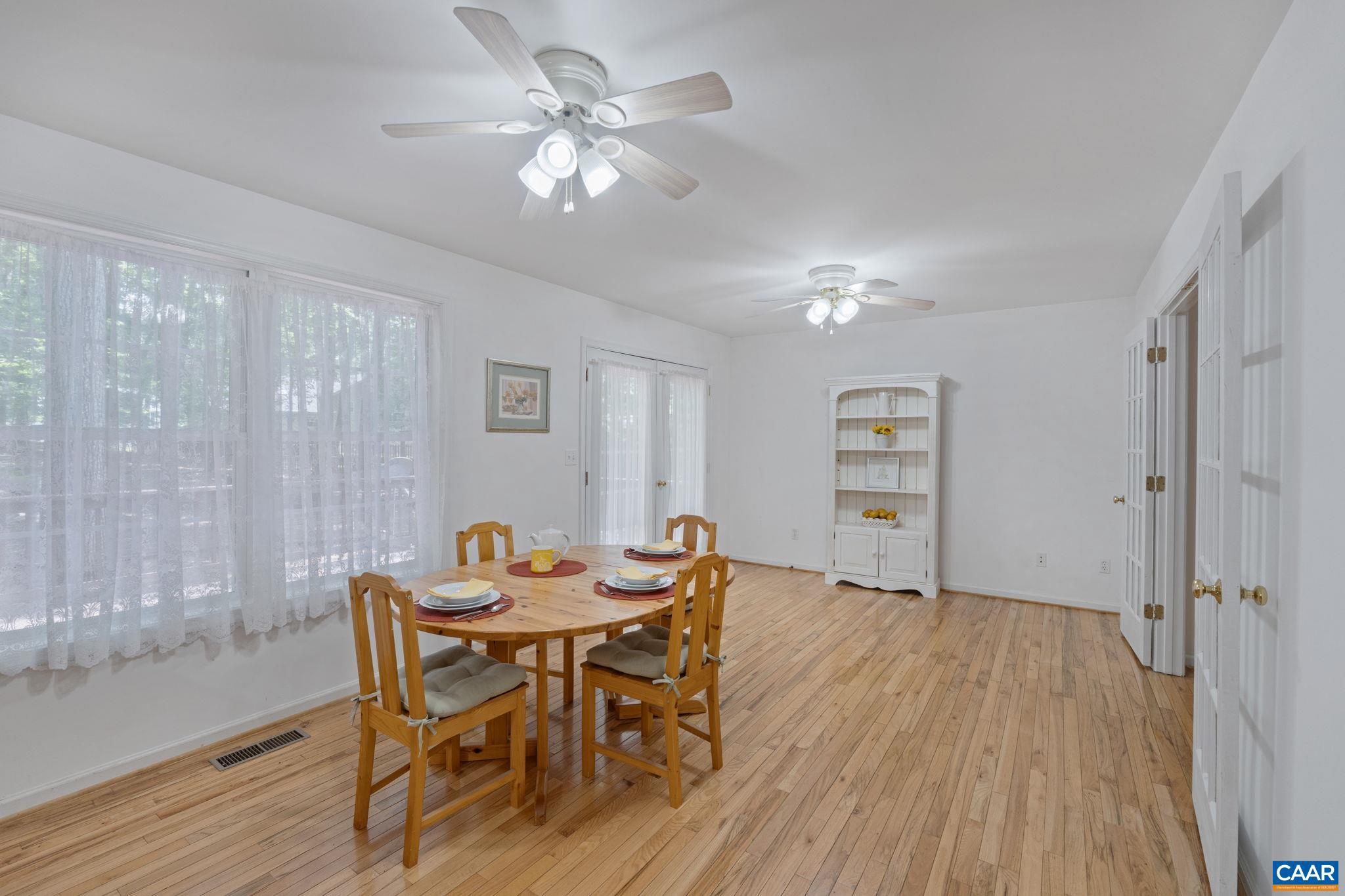 LAKE MONTICELLO - Residential