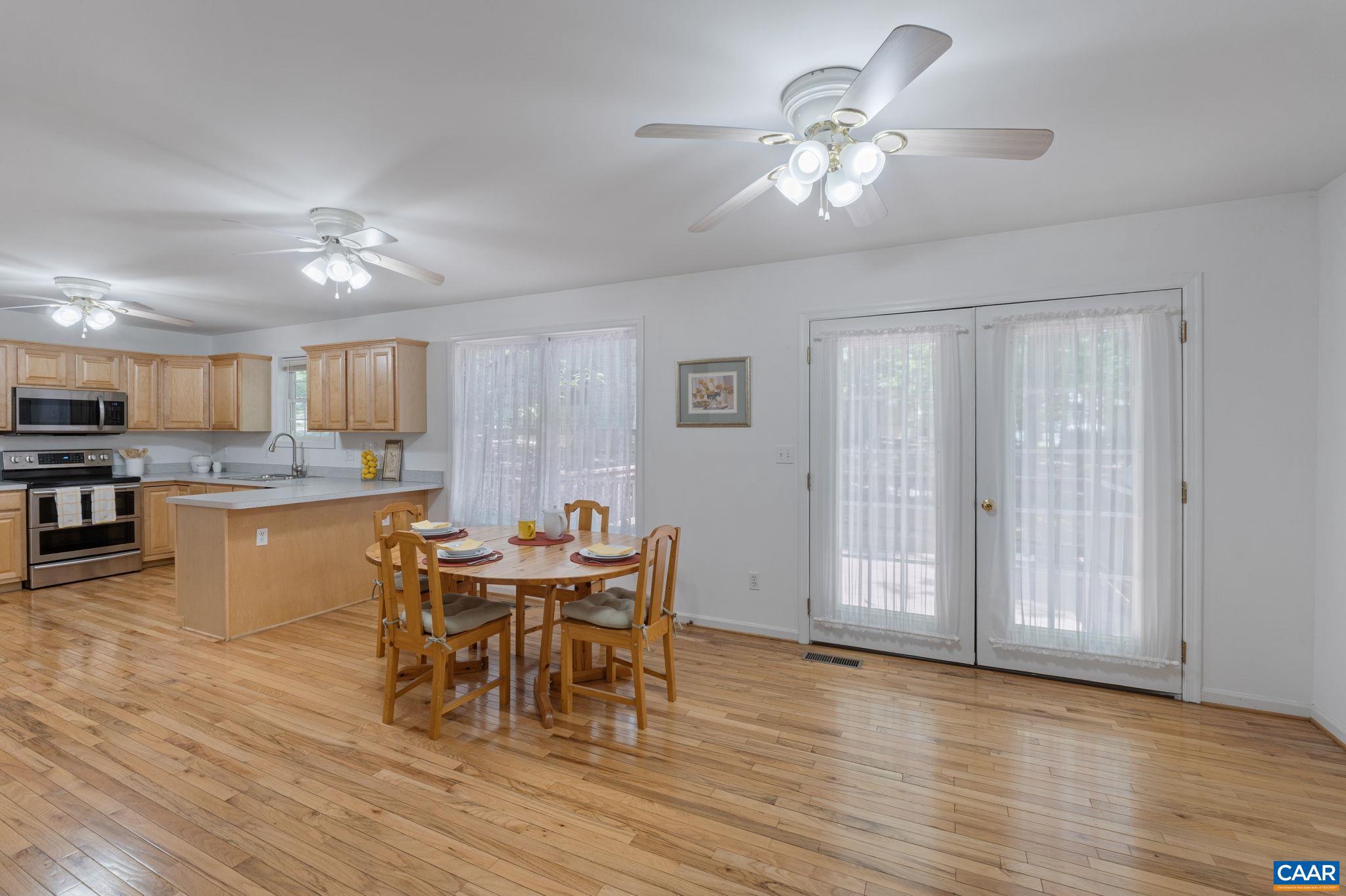 LAKE MONTICELLO - Residential