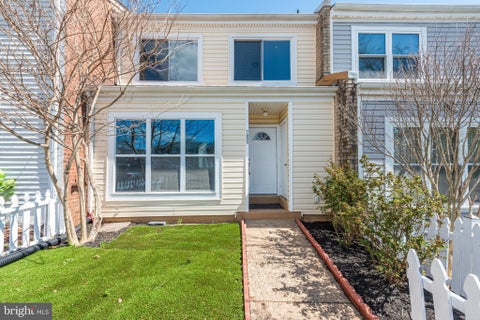 Townhouse For Sale - 7509 Sage Street<br/> MANASSAS, VA 20109