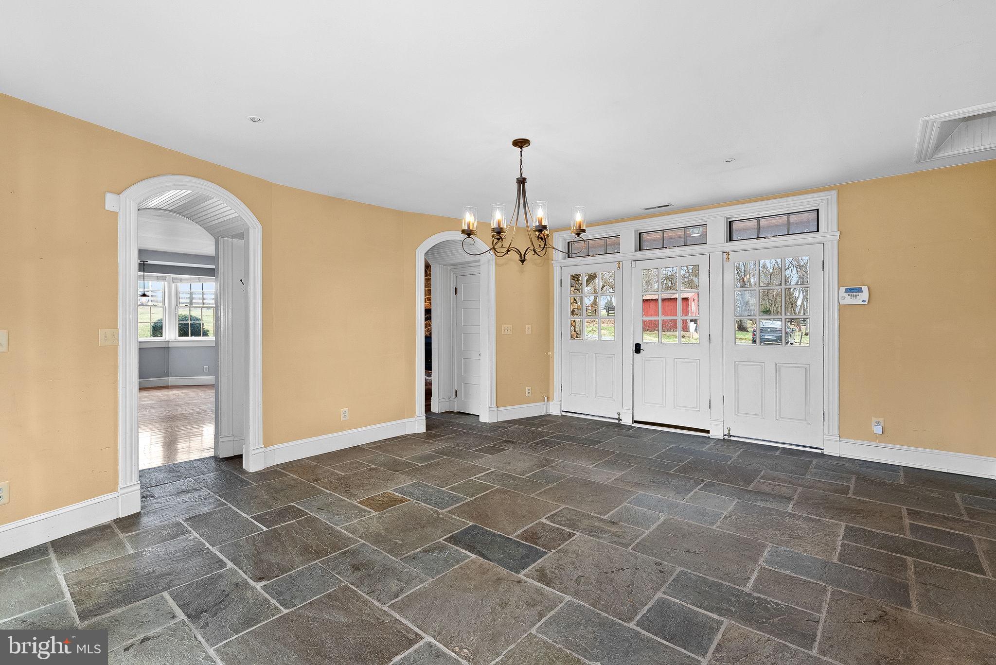 ROSEMONT - Residential