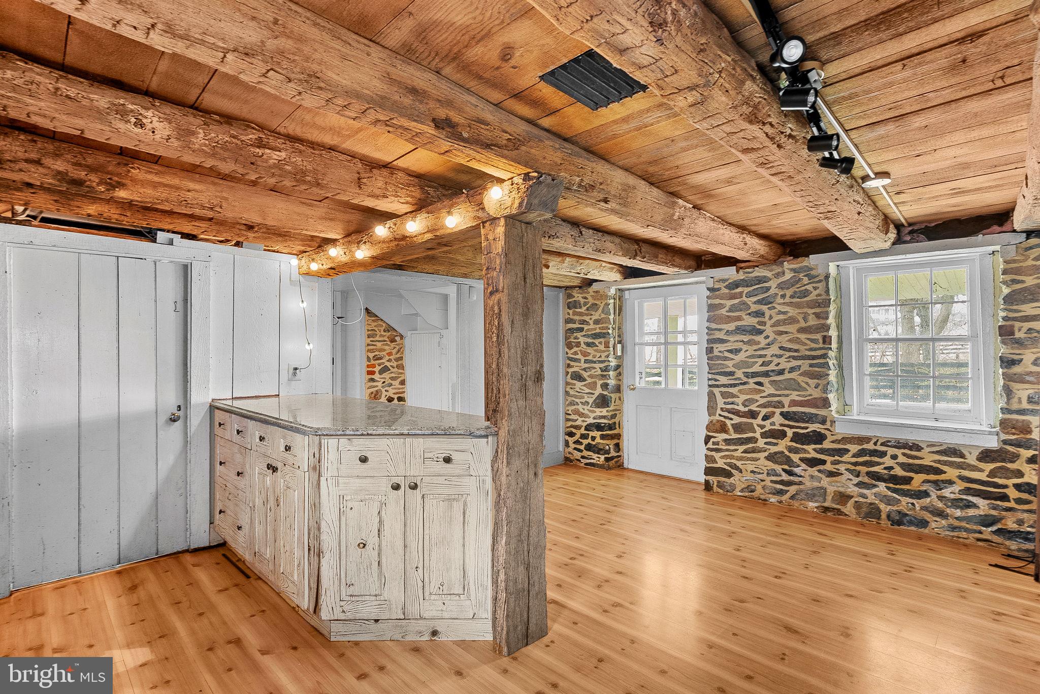 ROSEMONT - Residential