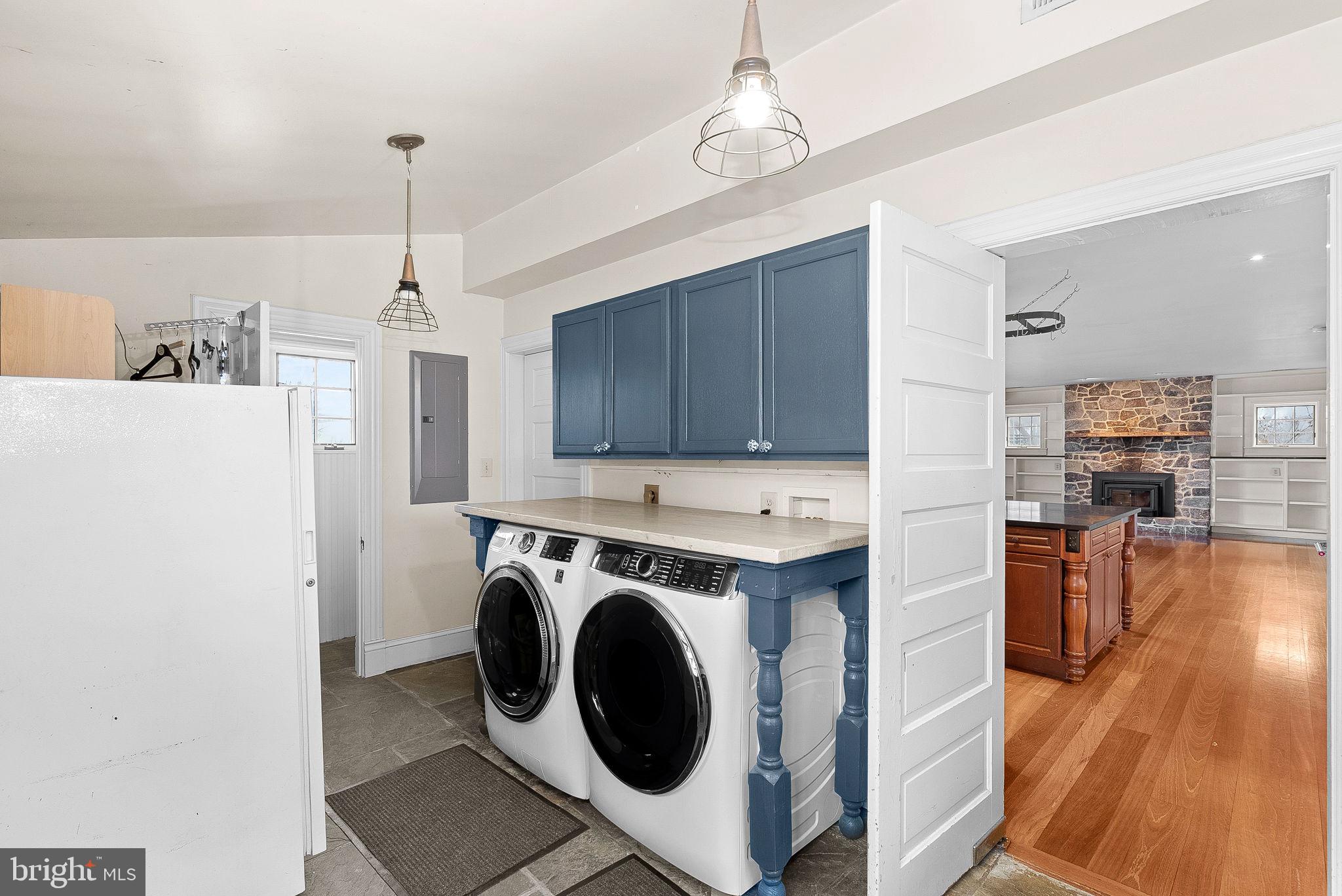 ROSEMONT - Residential