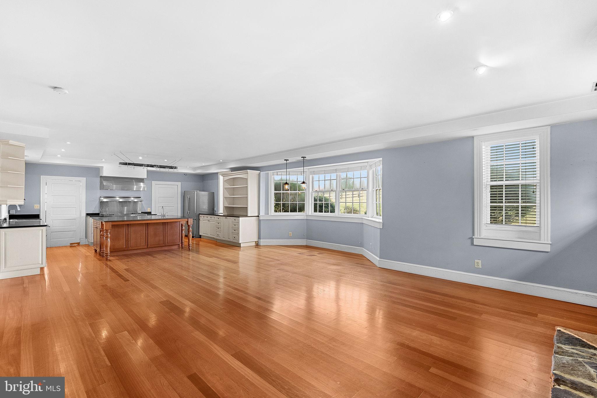 ROSEMONT - Residential