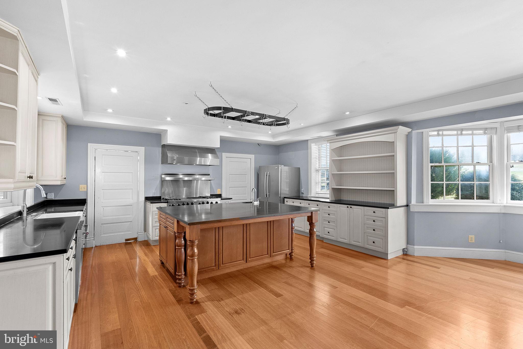 ROSEMONT - Residential