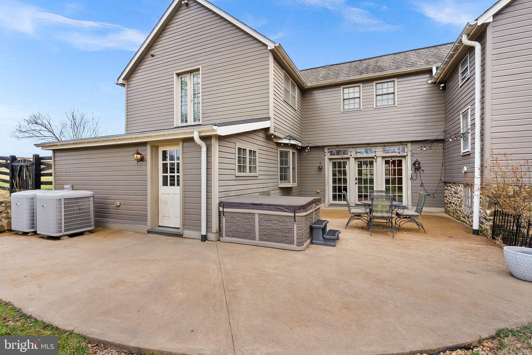 ROSEMONT - Residential