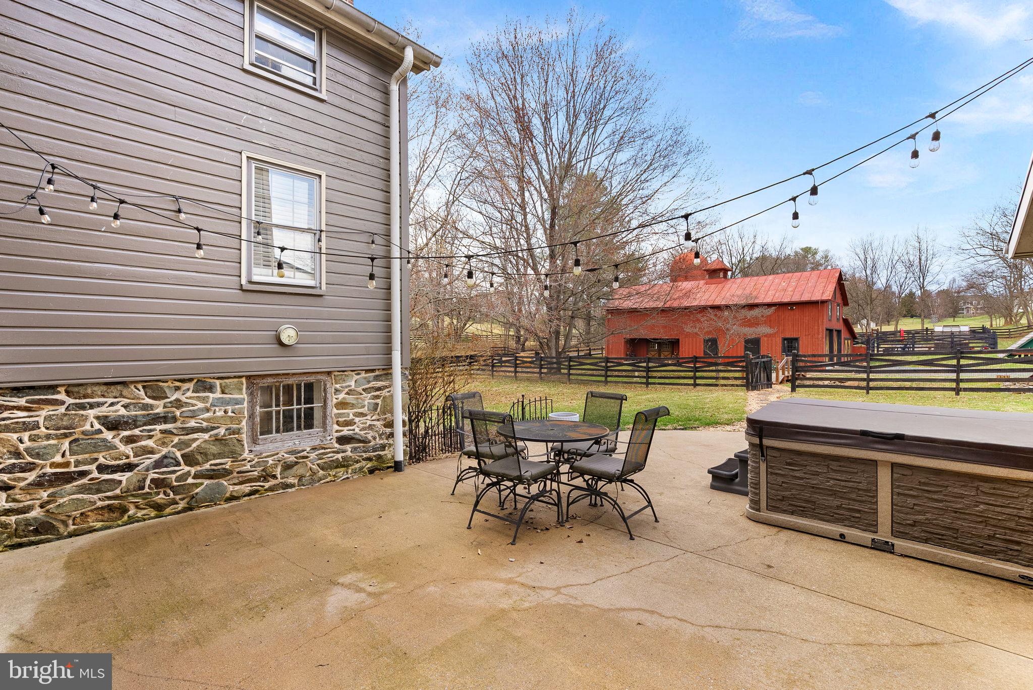 ROSEMONT - Residential