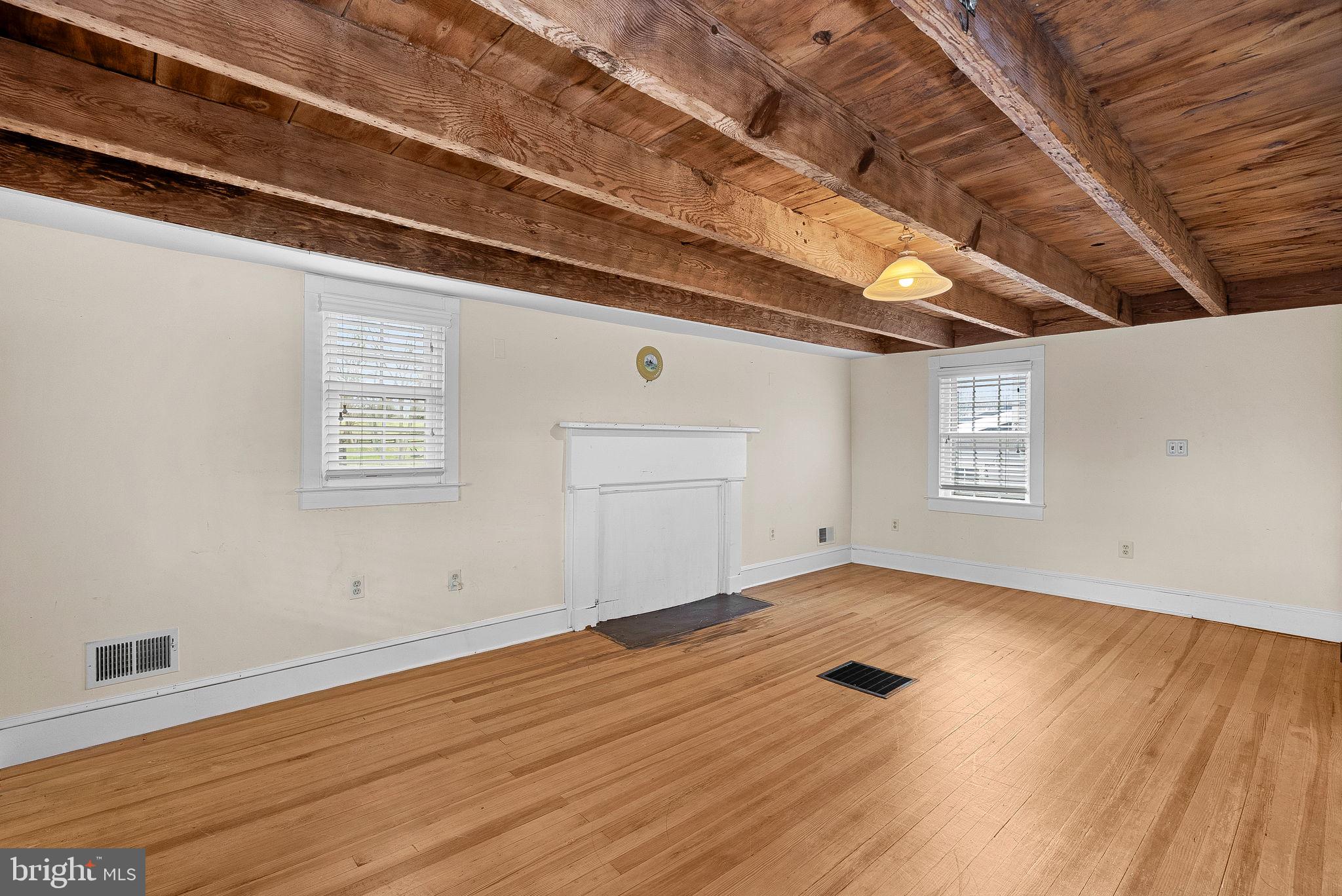 ROSEMONT - Residential