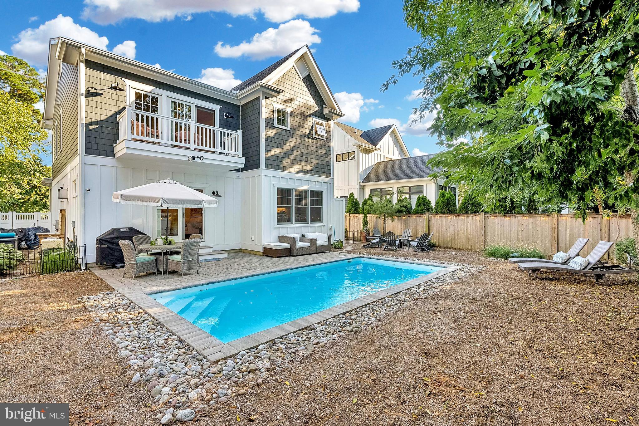 NORTH REHOBOTH - Residential