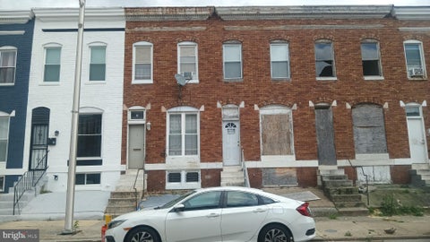 Townhouse For Sale - 31 Wheeler Avenue<br/> BALTIMORE, MD 21223