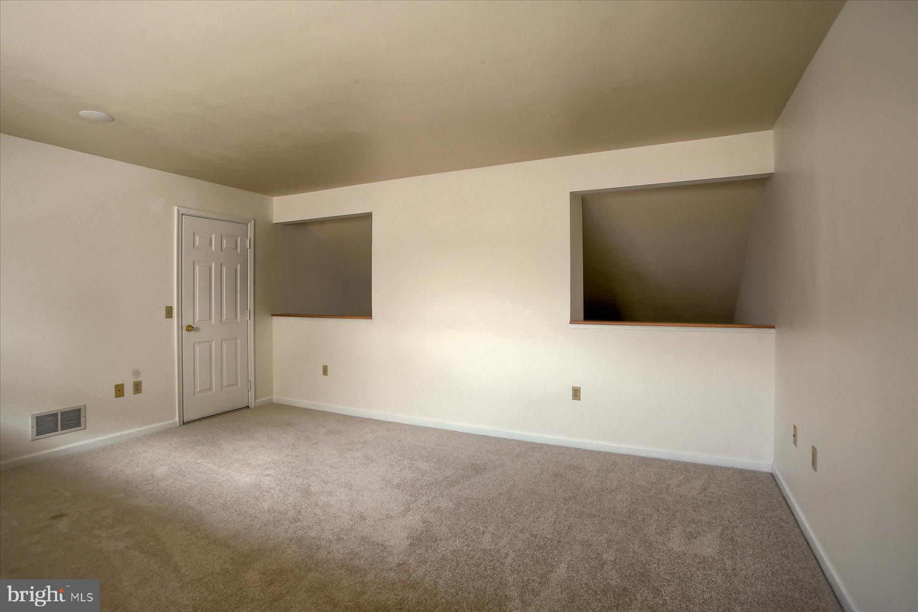 WESLEY MEWS - Residential