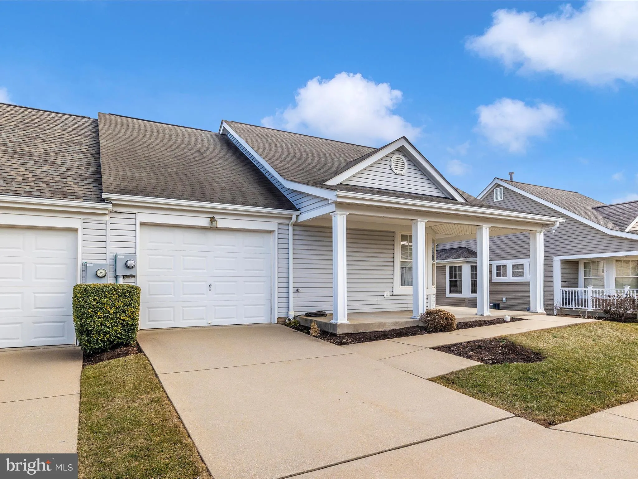 Mount Airy, Maryland 21771, United States, 2 Bedrooms Bedrooms, ,3 BathroomsBathrooms,Residential,Pending,11906