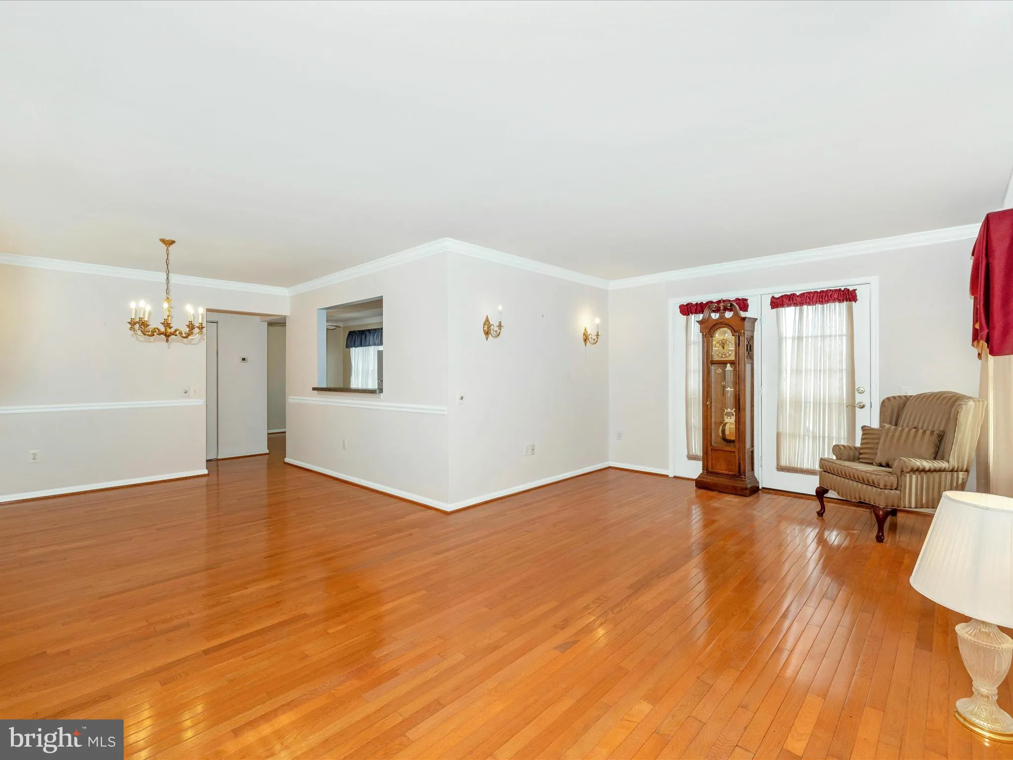 Mount Airy, Maryland 21771, United States, 2 Bedrooms Bedrooms, ,3 BathroomsBathrooms,Residential,Pending,11906