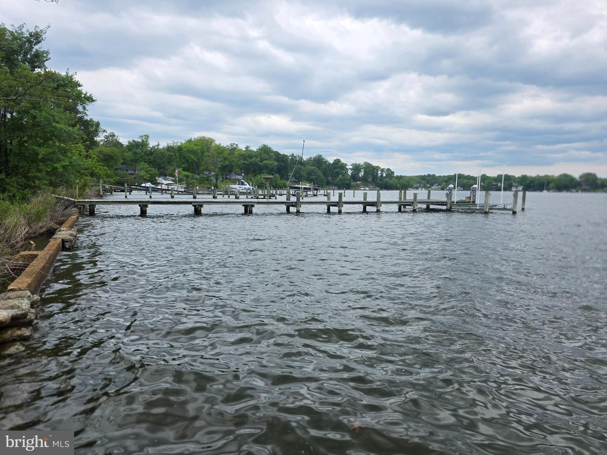 EDGEWATER BEACH - Residential