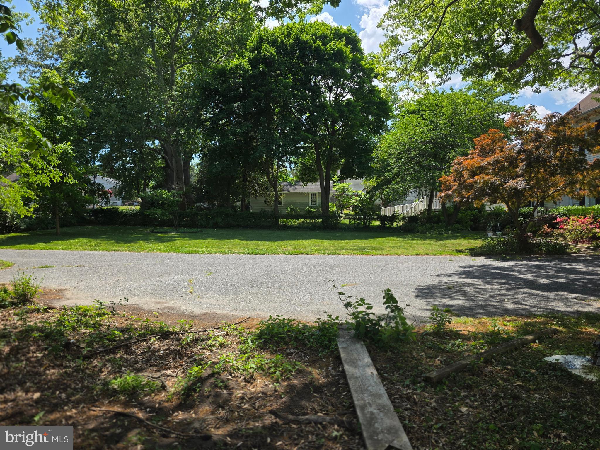 EDGEWATER BEACH - Residential
