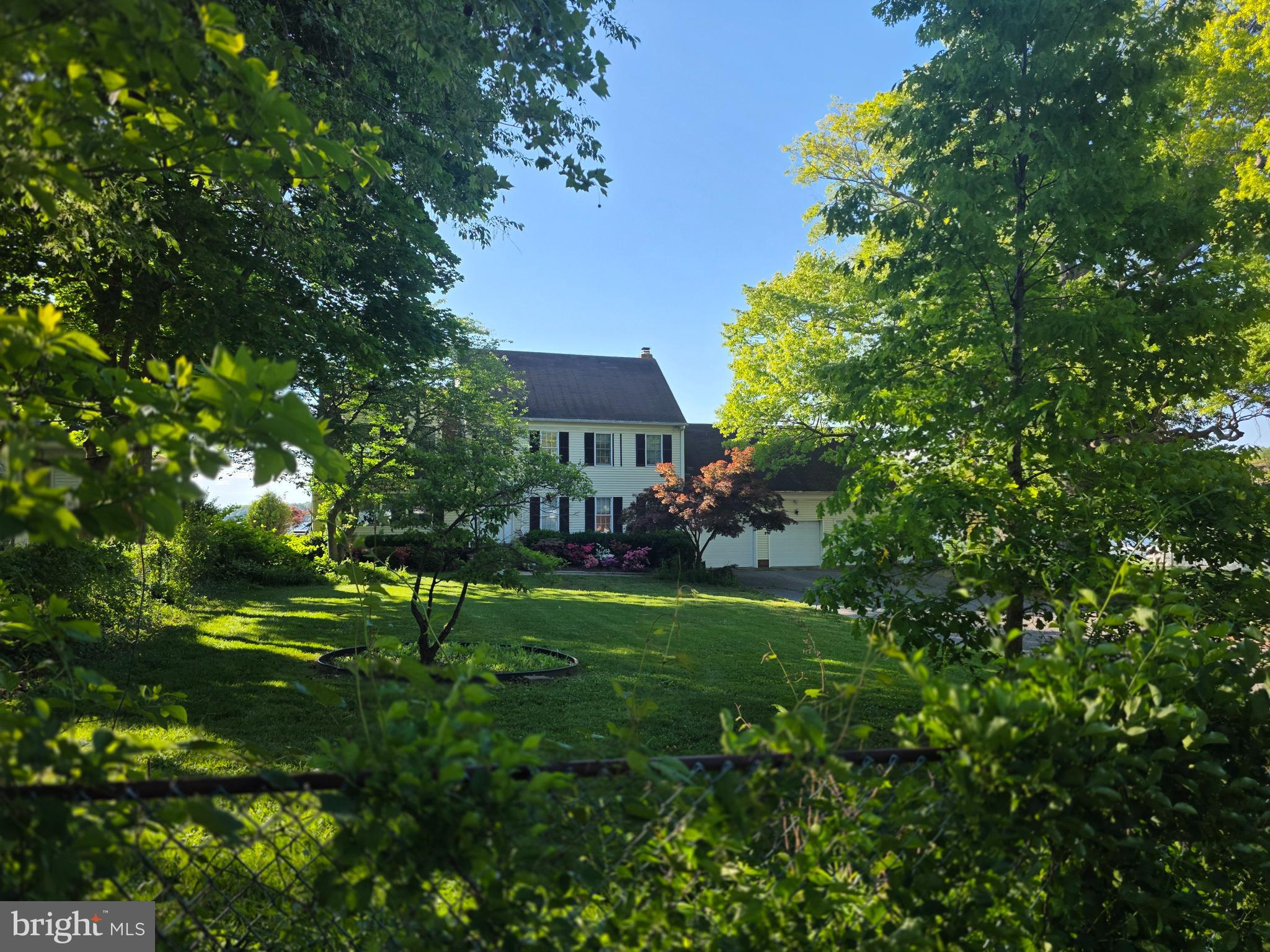 EDGEWATER BEACH - Residential