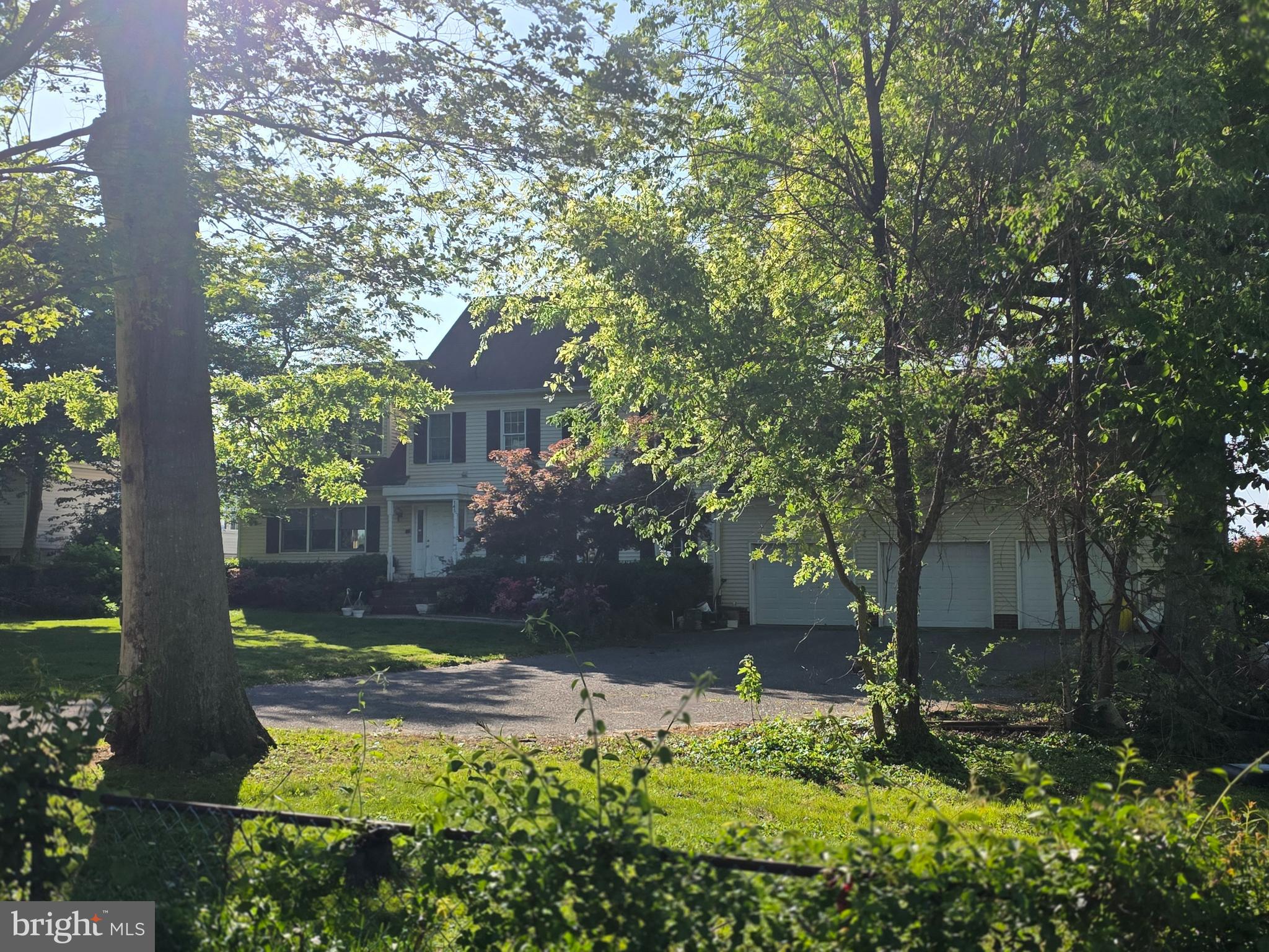 EDGEWATER BEACH - Residential