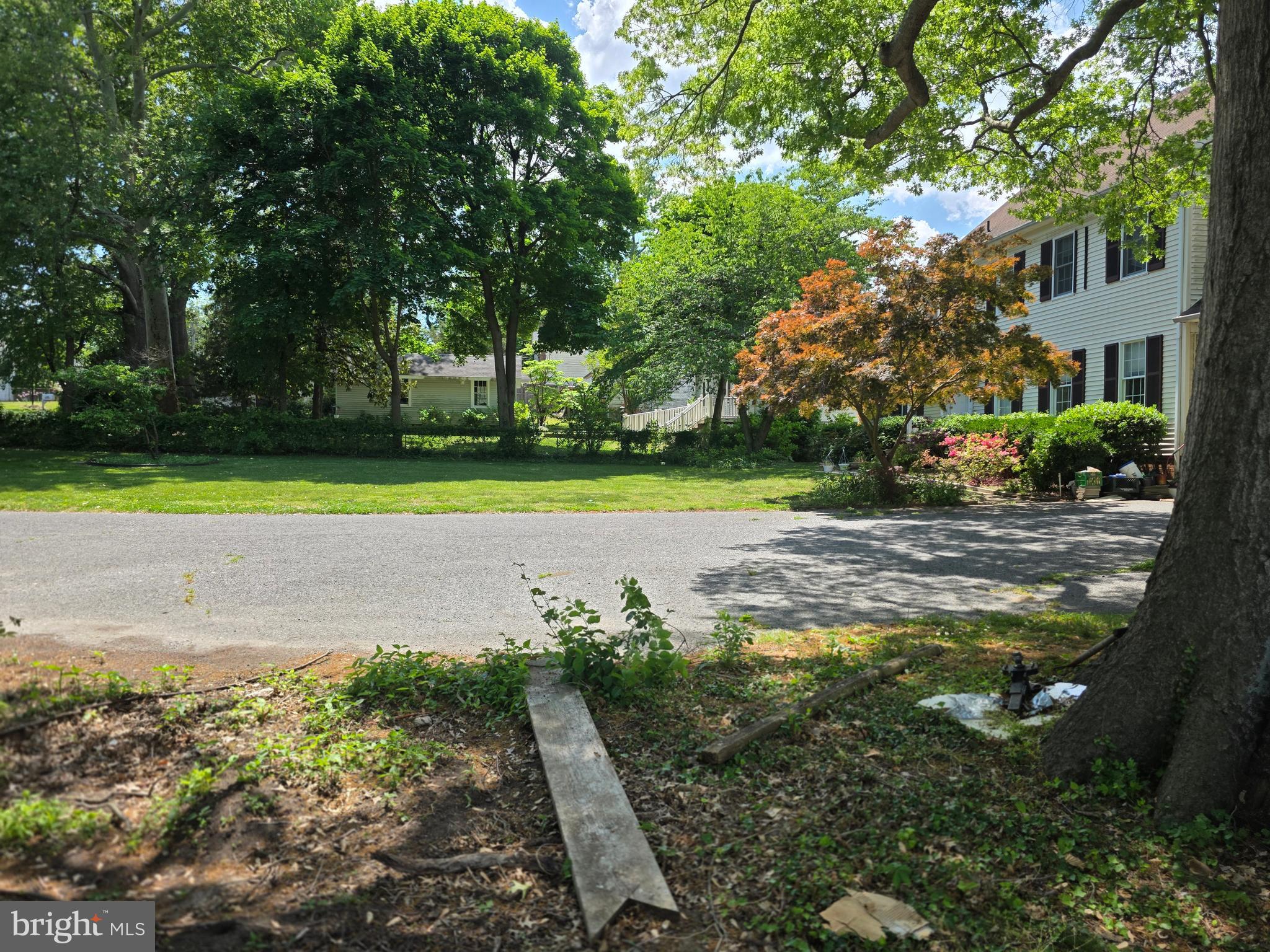 EDGEWATER BEACH - Residential