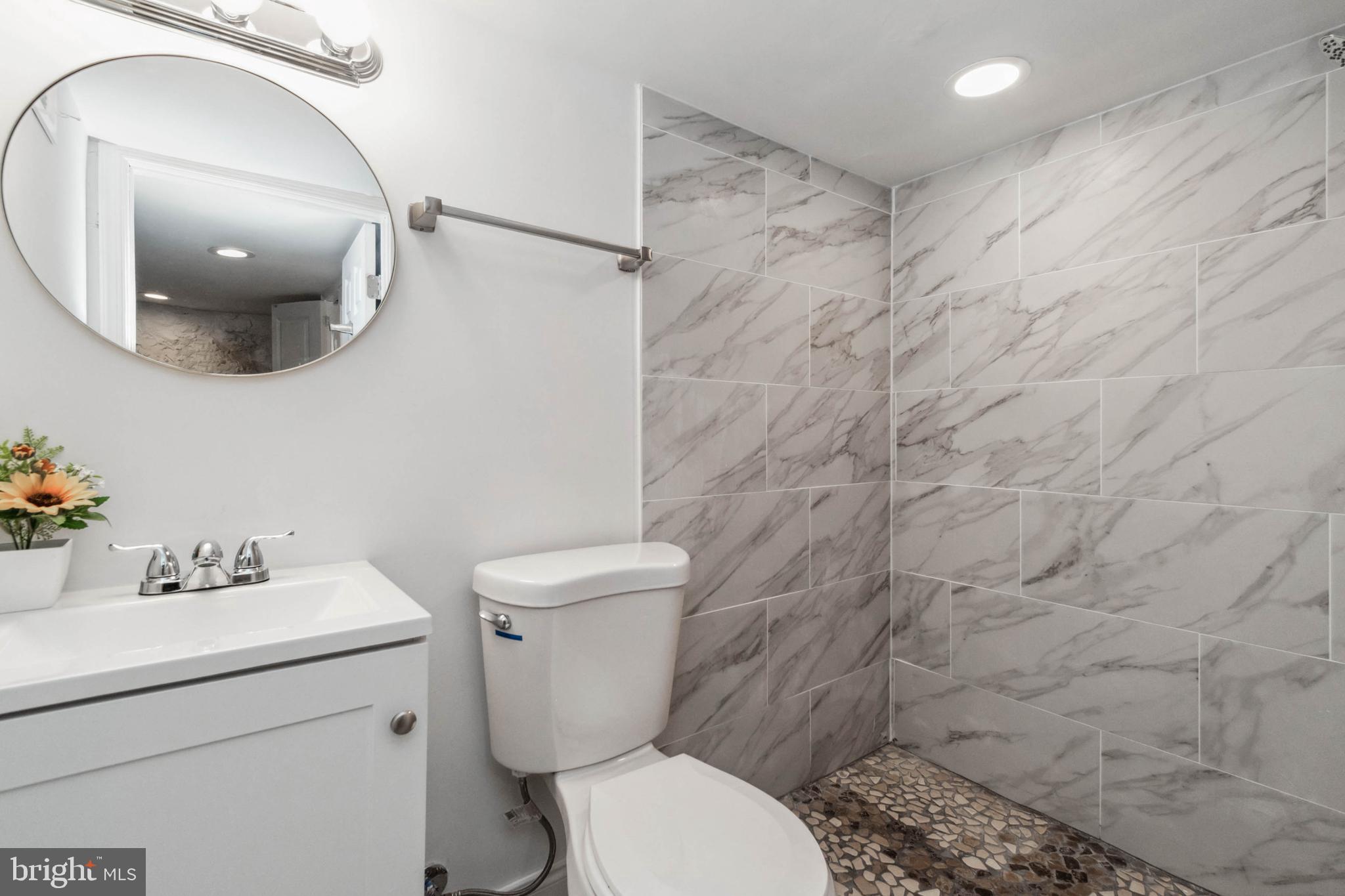 FOUR BY FOUR - Residential