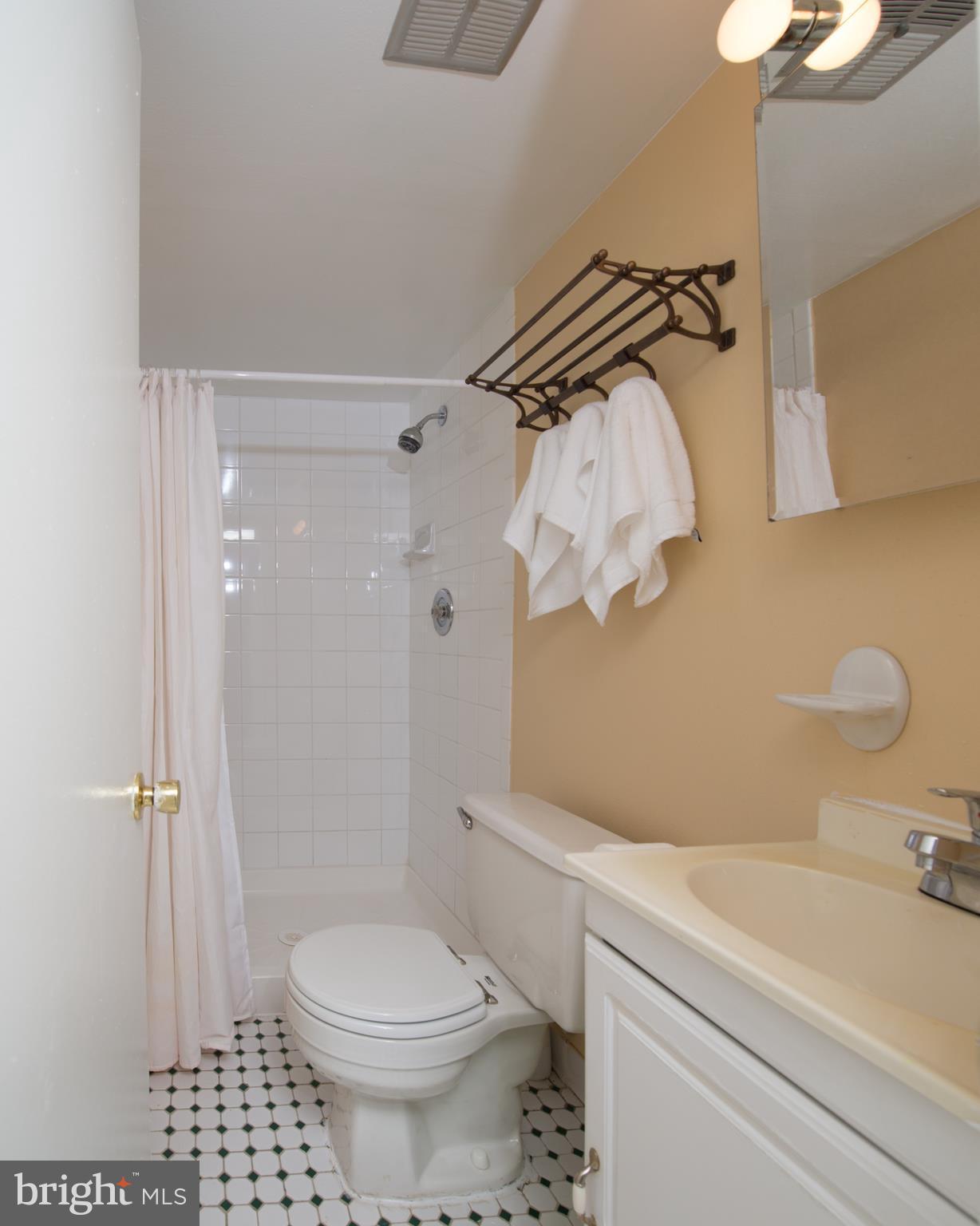 REVELL DOWNS - Residential