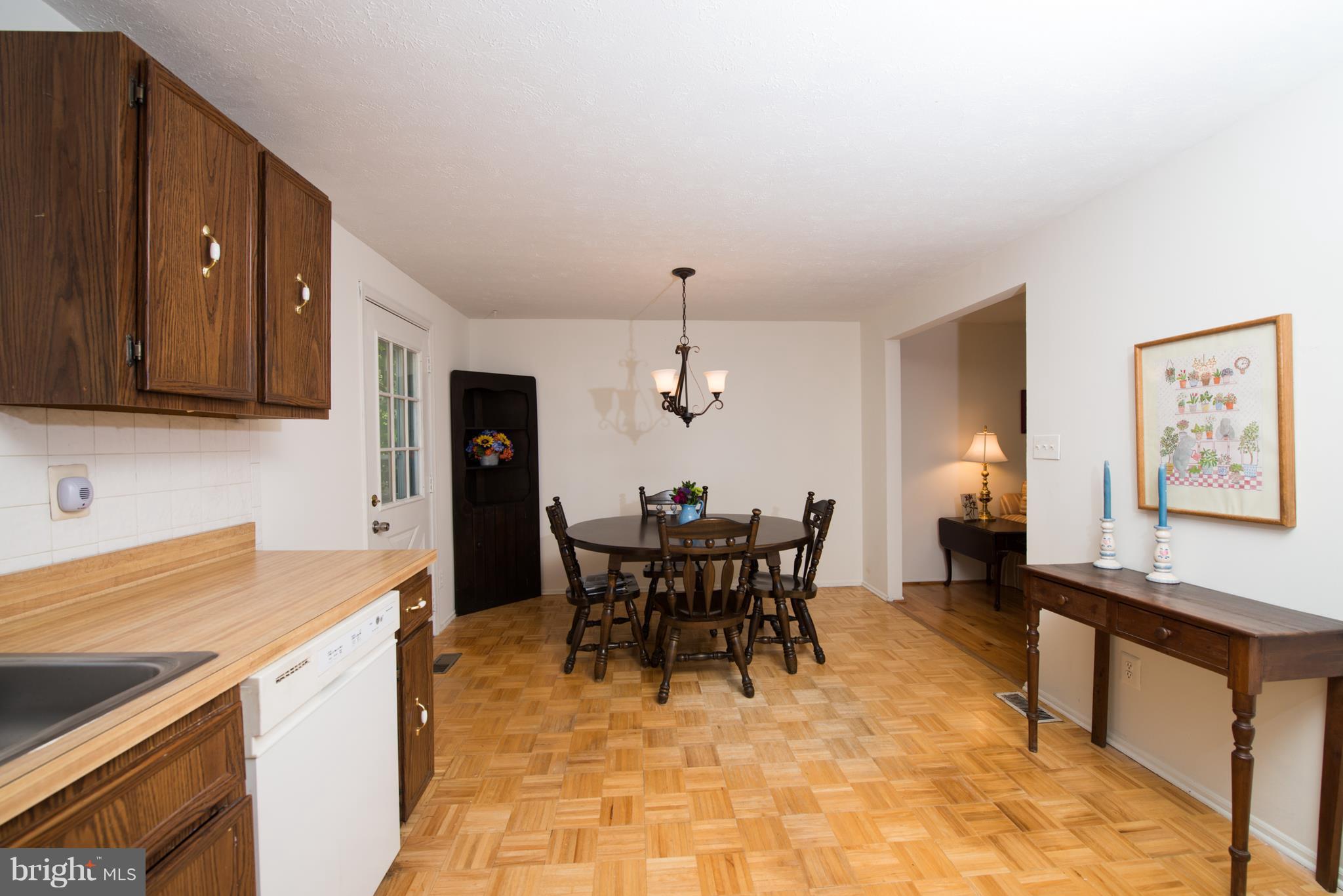 REVELL DOWNS - Residential