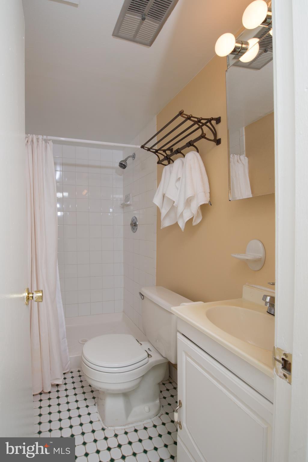 REVELL DOWNS - Residential