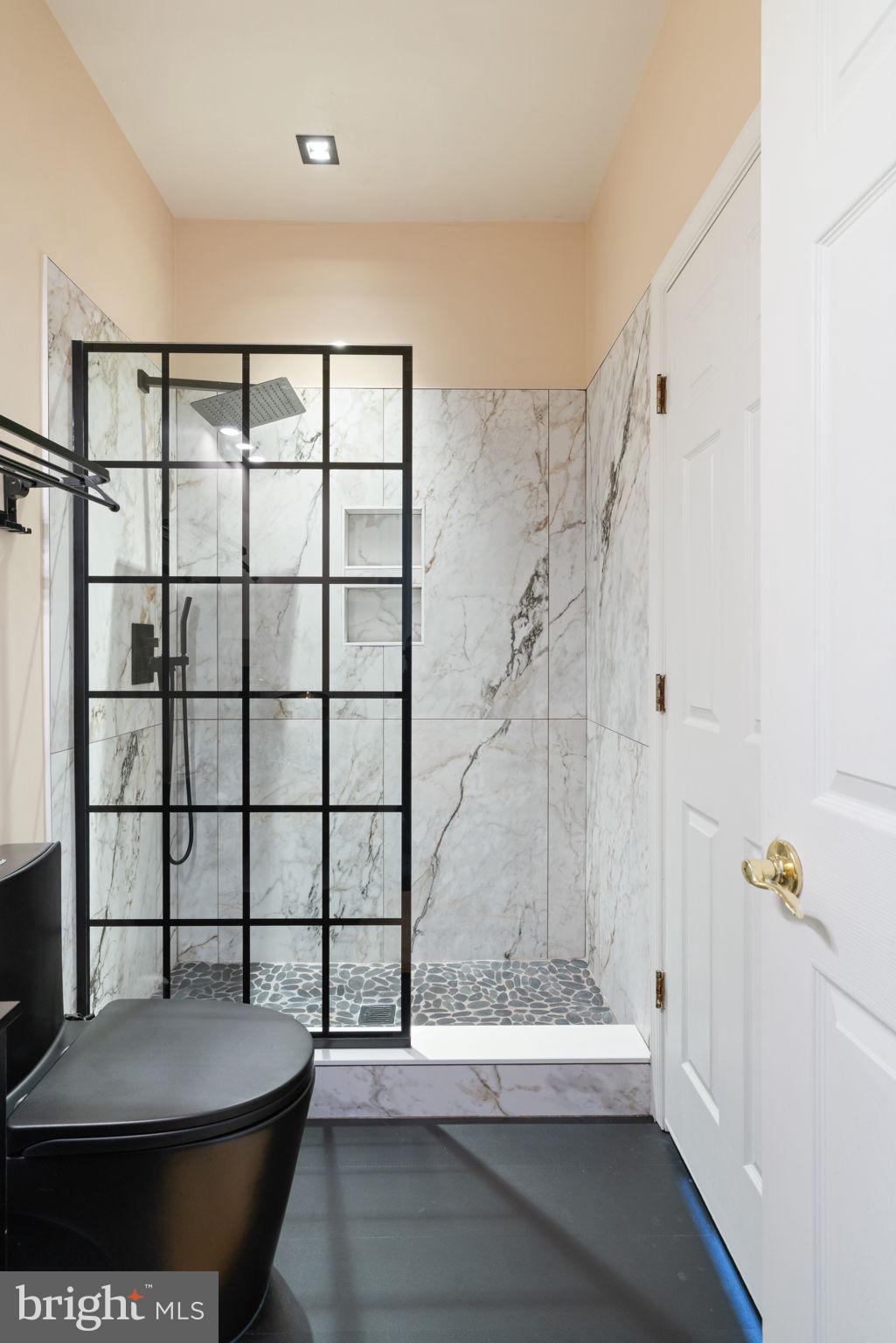 SARATOGA HUNT - Residential