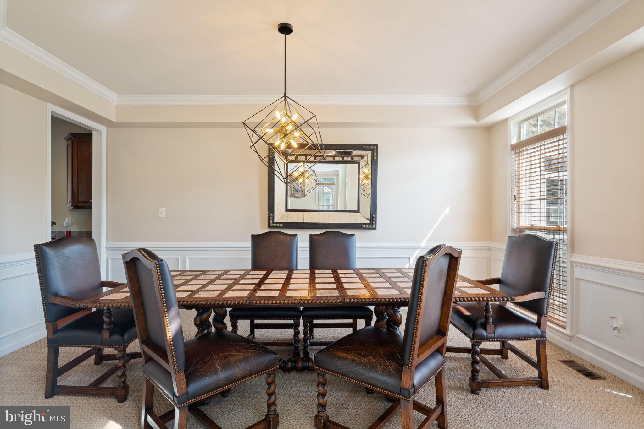 SARATOGA HUNT - Residential