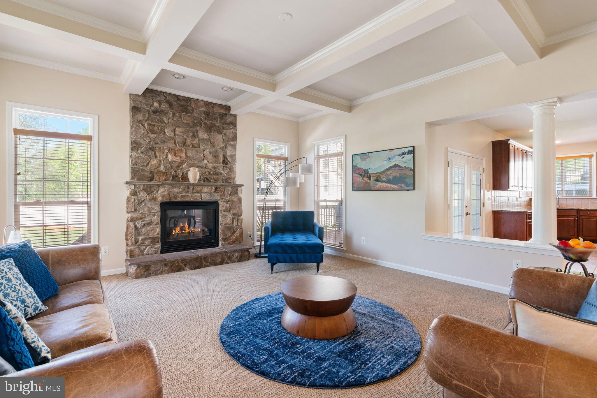 SARATOGA HUNT - Residential