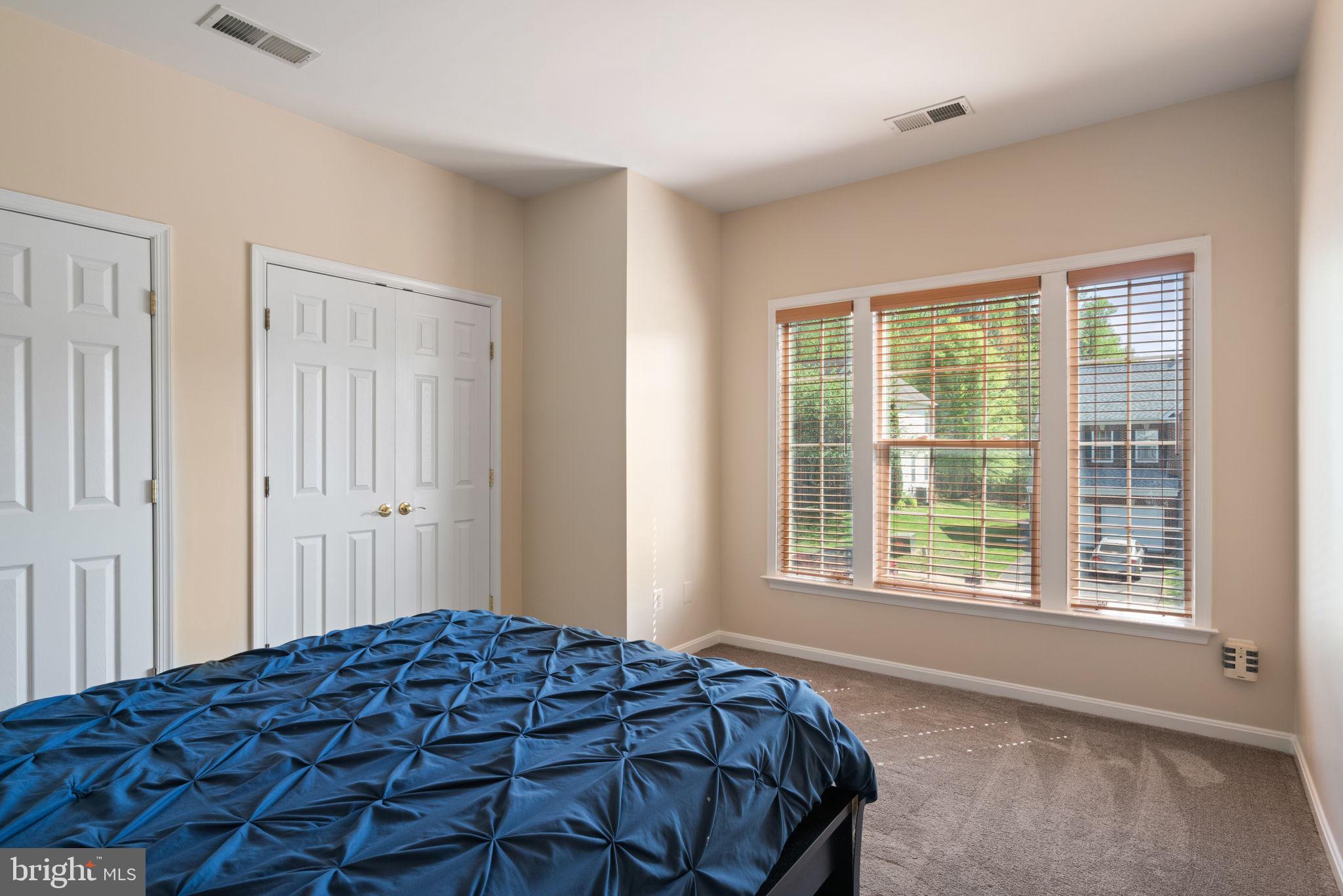 SARATOGA HUNT - Residential