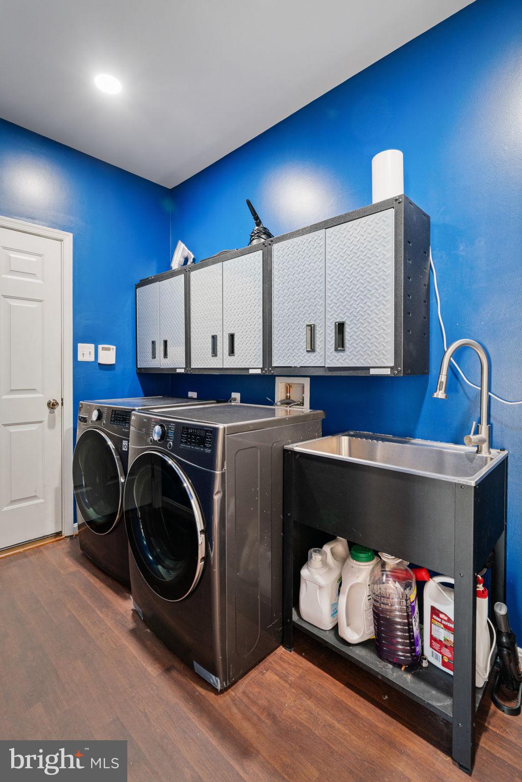 SARATOGA HUNT - Residential