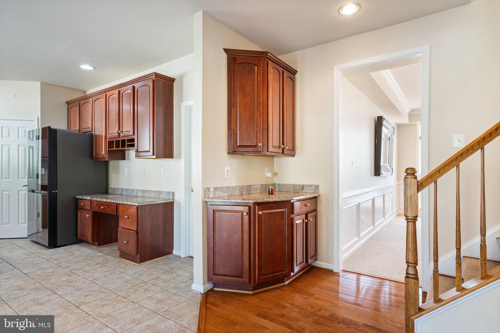 SARATOGA HUNT - Residential