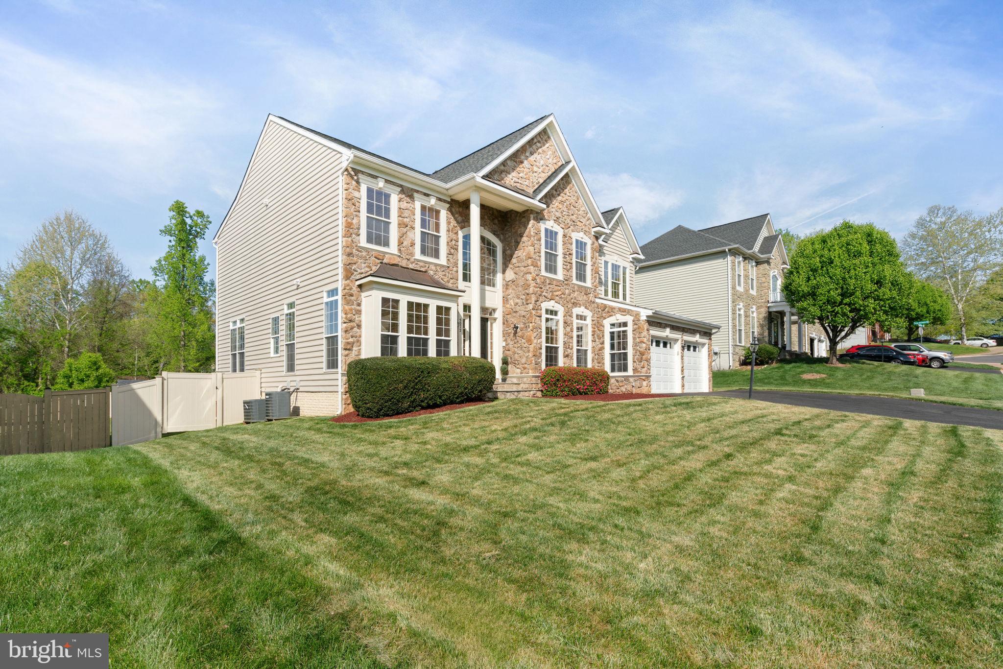 5072 TWO CHIMNEYS COURT