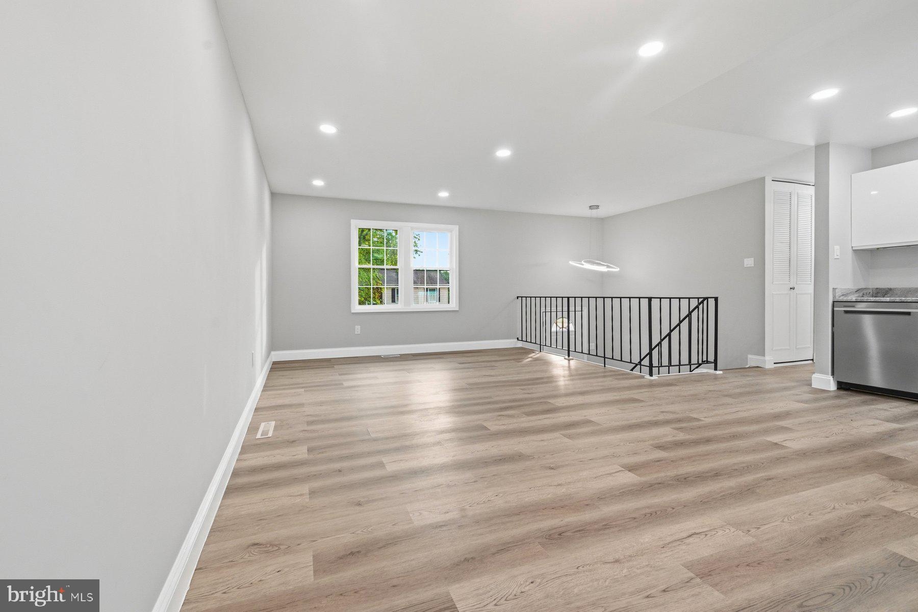 WESTVIEW PLACE - Residential