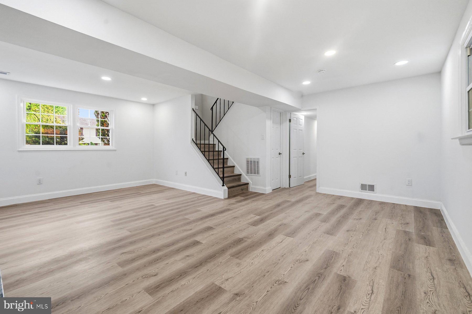 WESTVIEW PLACE - Residential
