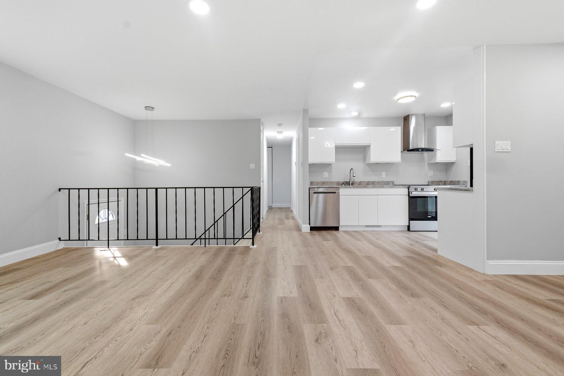 WESTVIEW PLACE - Residential