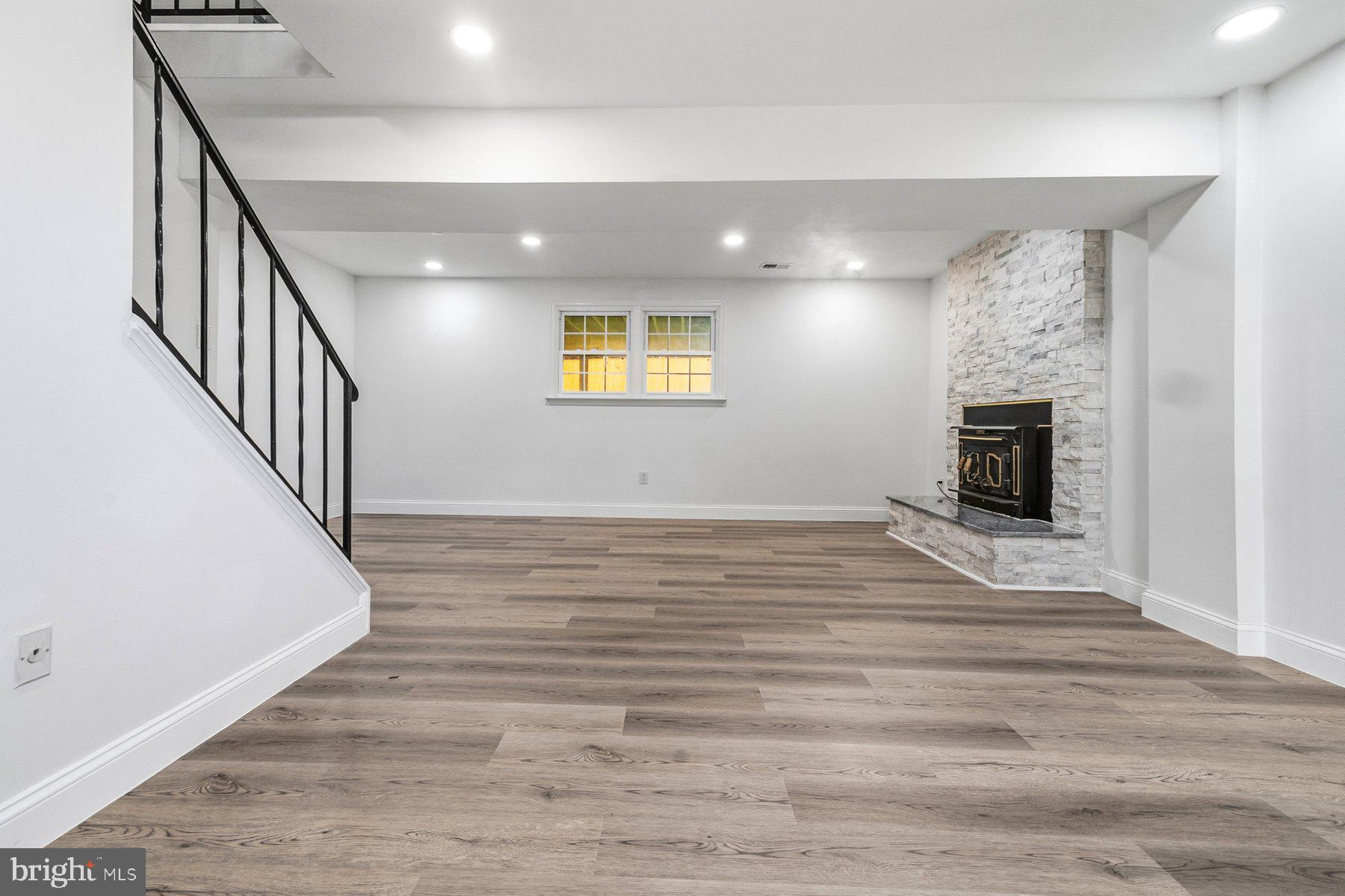 WESTVIEW PLACE - Residential