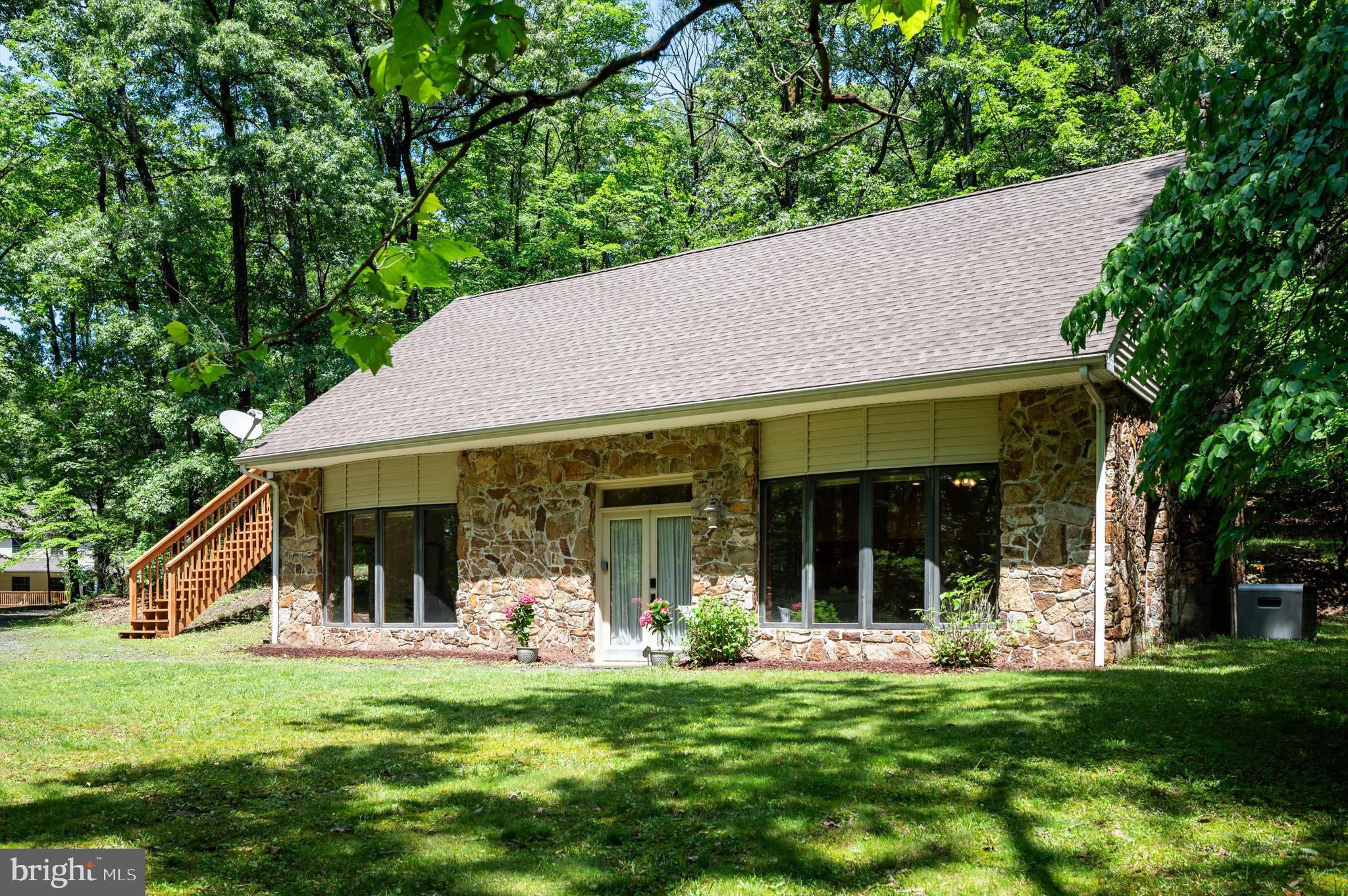 DEER RUN WOODS - Residential