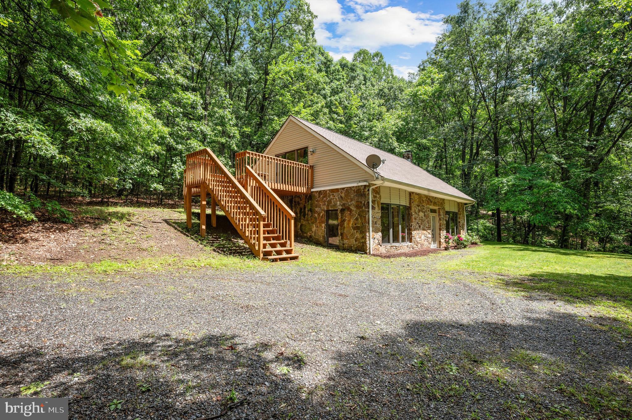 DEER RUN WOODS - Residential