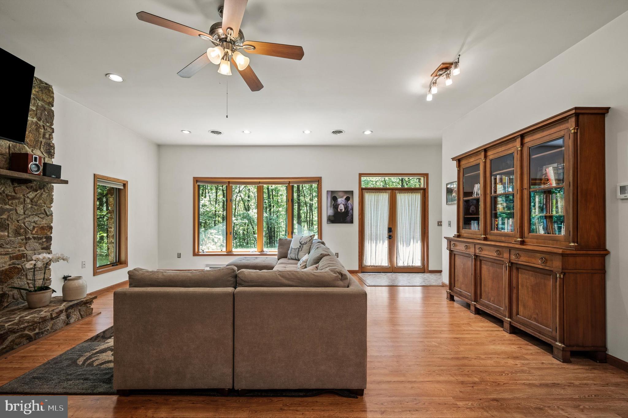 DEER RUN WOODS - Residential