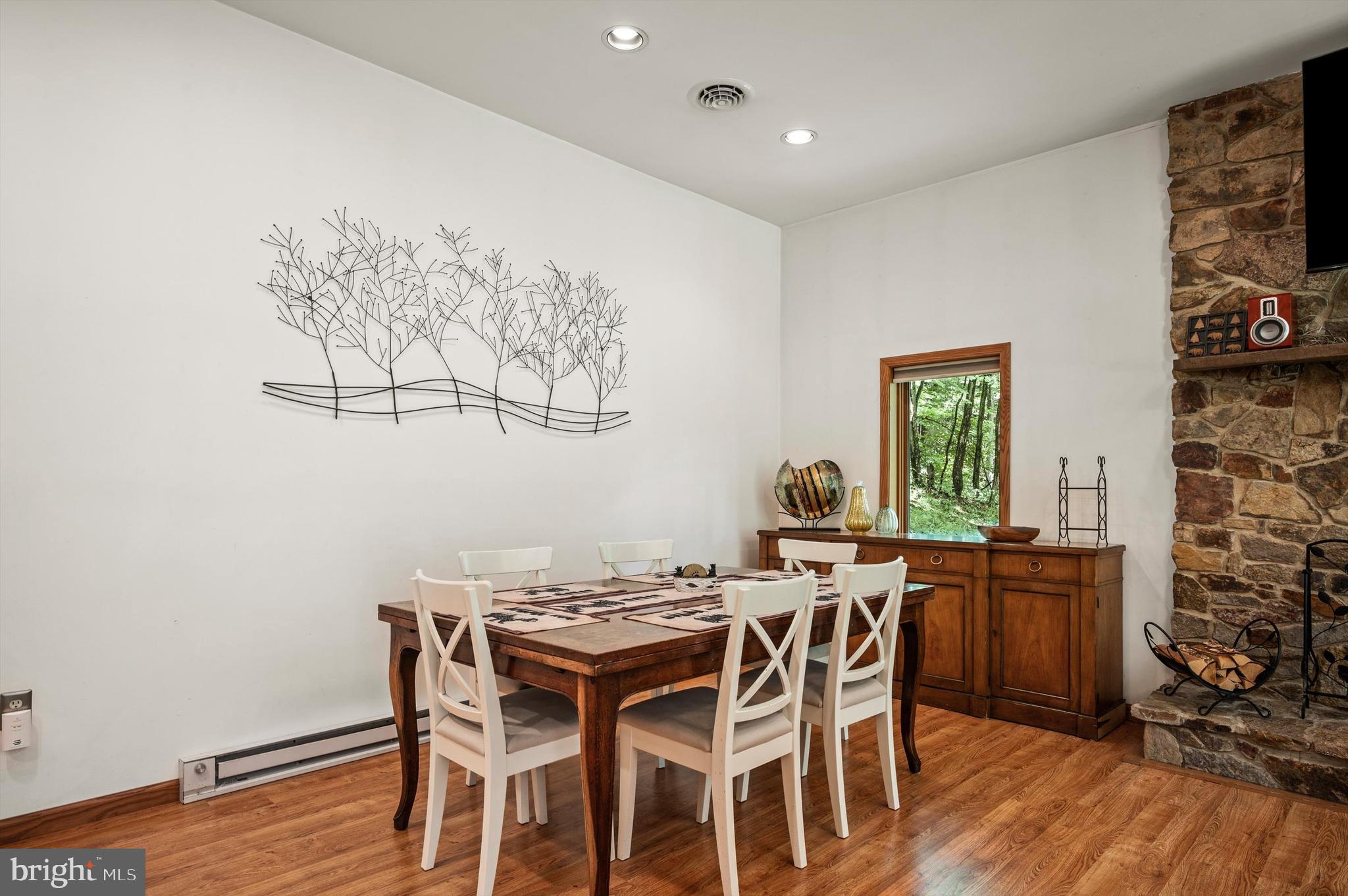 DEER RUN WOODS - Residential