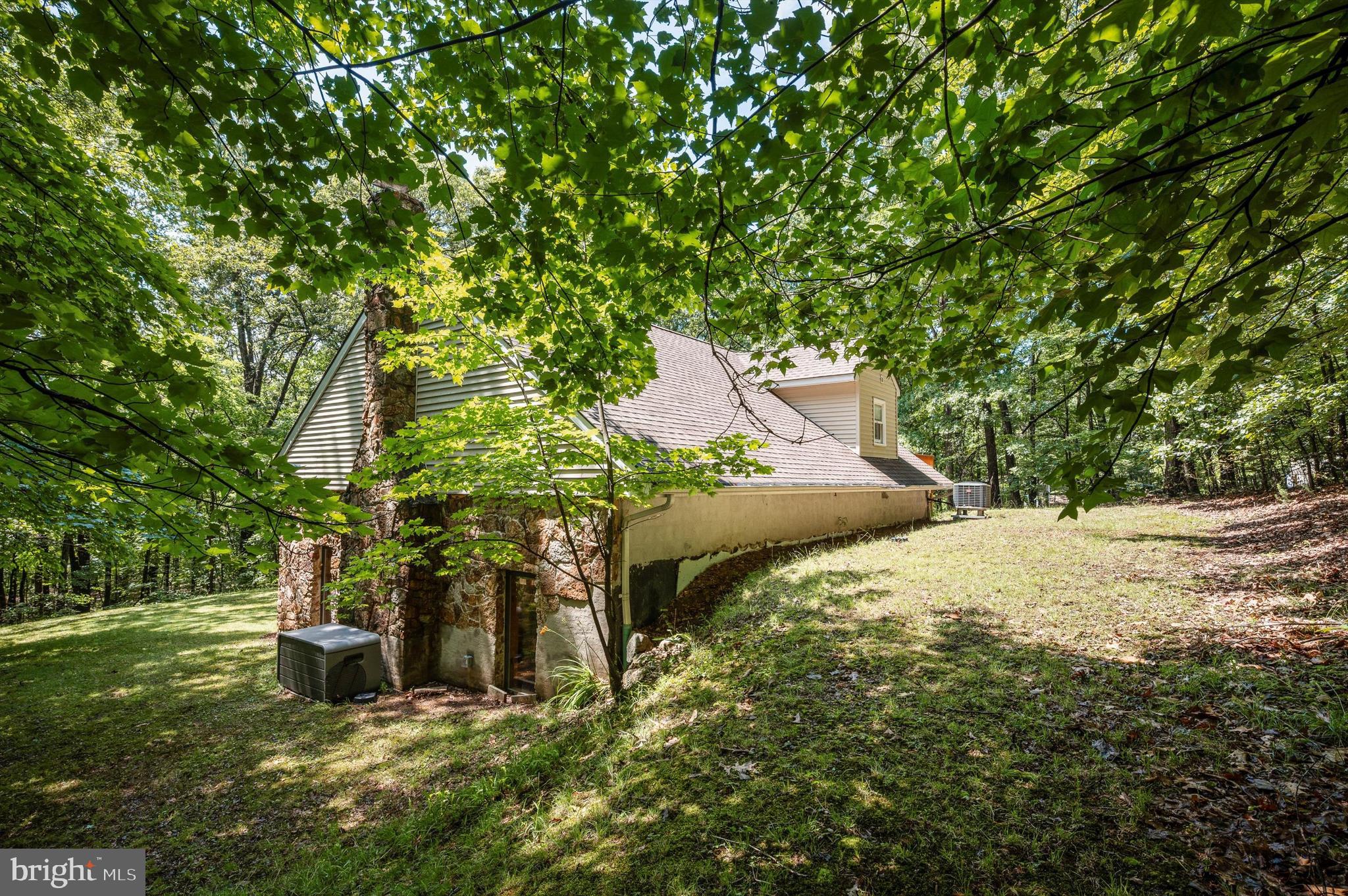 DEER RUN WOODS - Residential