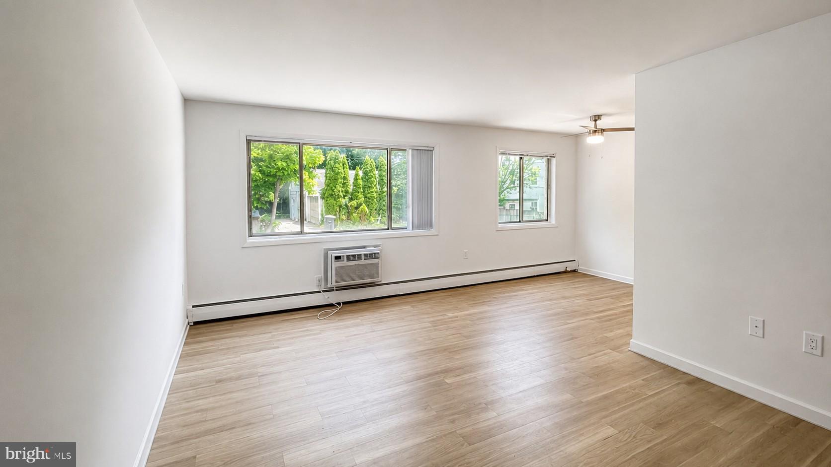 Photo 1 of 23 — 4465 MACARTHUR BOULEVARD NW 106, WASHINGTON, DC 20007