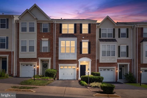 Photo of 508 Legrace Terrace NE, LEESBURG, VA 20176 (MLS # VALO2131882)
