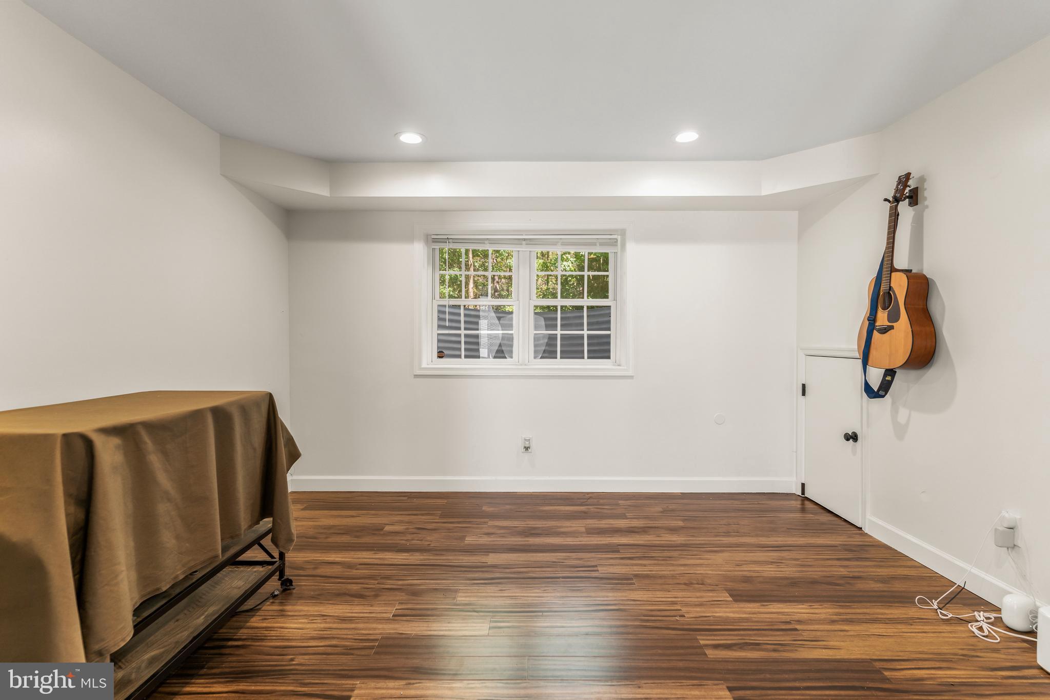 RIVER WOOD - Residential